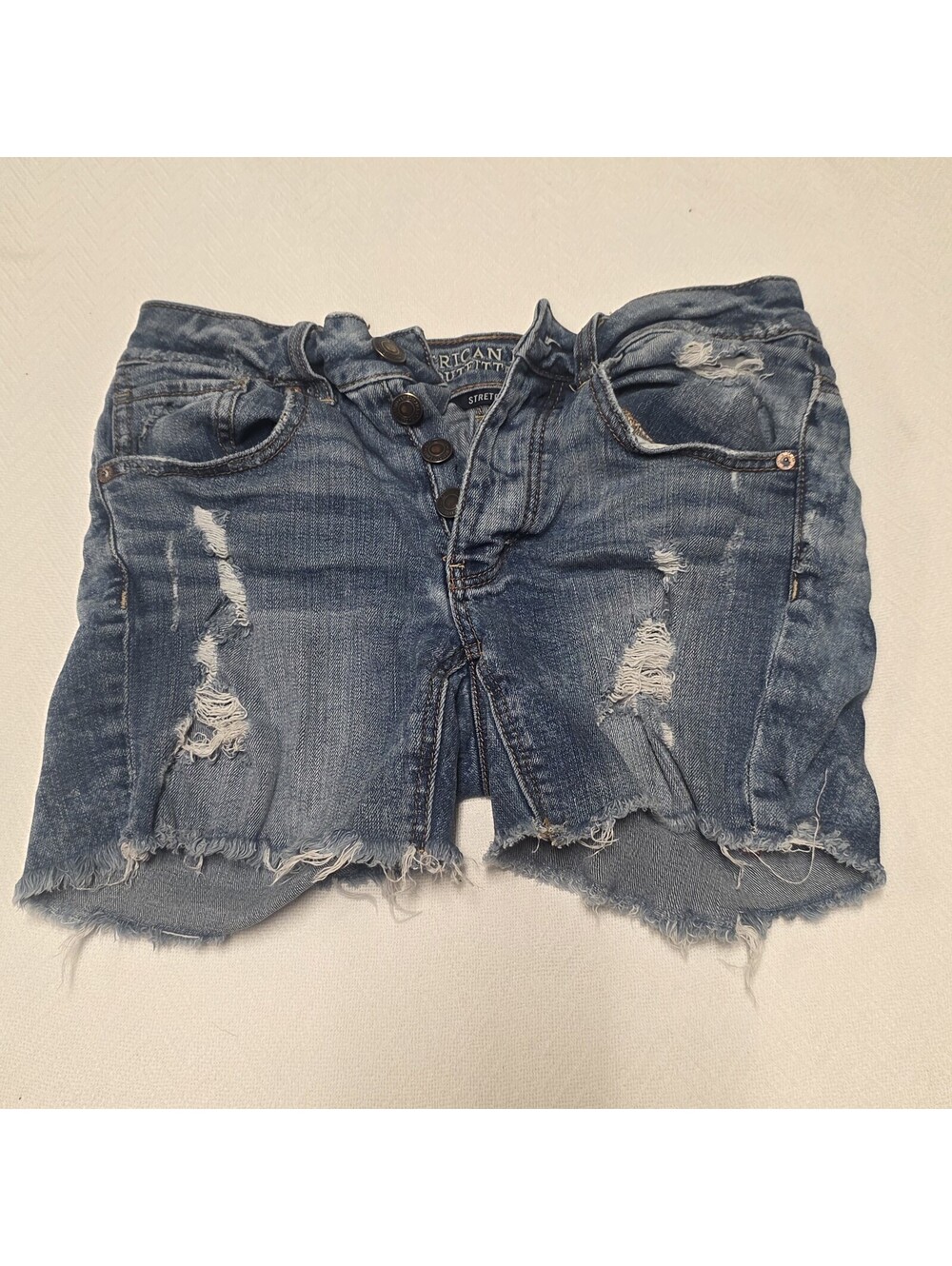 American Eagle Womens Size 00 Wash Tomgirl Distressed Denim Button Shorts